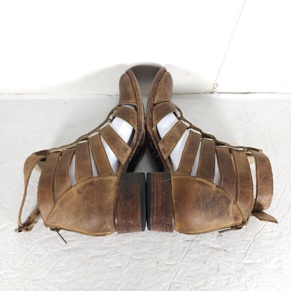 FREEBIRD BY STEVEN Women's Stone US 7M Brown Leather Distressed Cut Out Booties - Picture 12 of 14